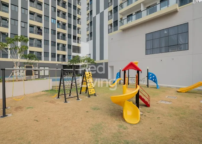 Redliving Apartemen Jakarta Living Star - Boborooms