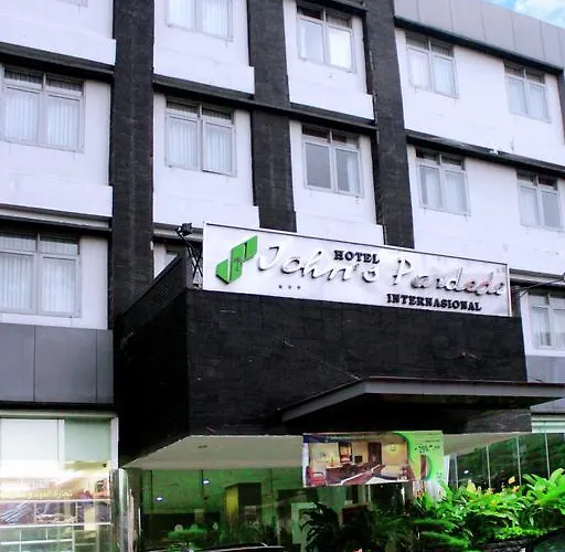 John\'S Pardede International Hotel