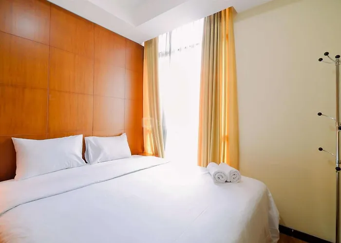 Modern Look And Comfy 3Br Apartment Bellagio Residence By Travelio