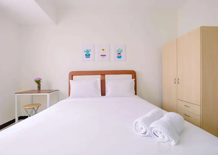 Simple Furnished Studio Apartment At Maple Park By Travelio