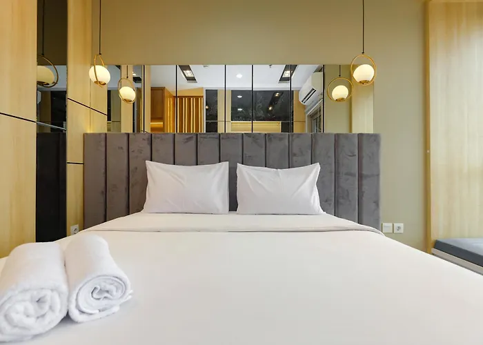 Great Location Studio At The Newton Ciputra World 2 Apartment By Travelio