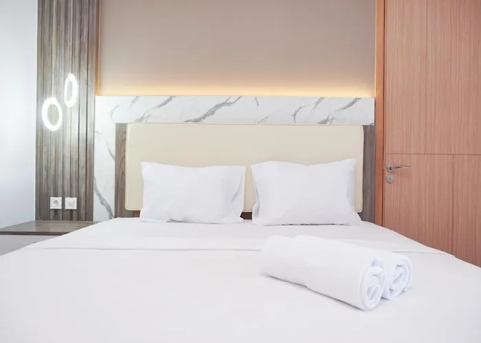 Nice And Comfy 2Br At Samara Suites Apartment By Travelio