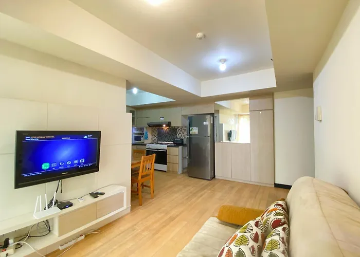 Cozy And Modern Look 2Br The Wave Kuningan Apartment By Travelio