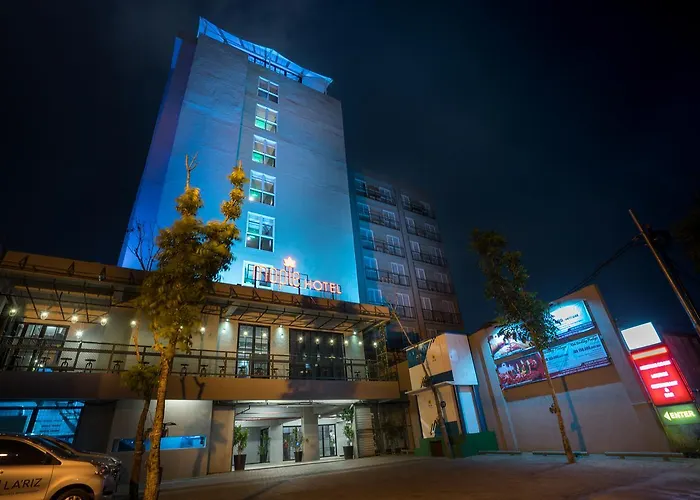 Maple Hotel Grogol