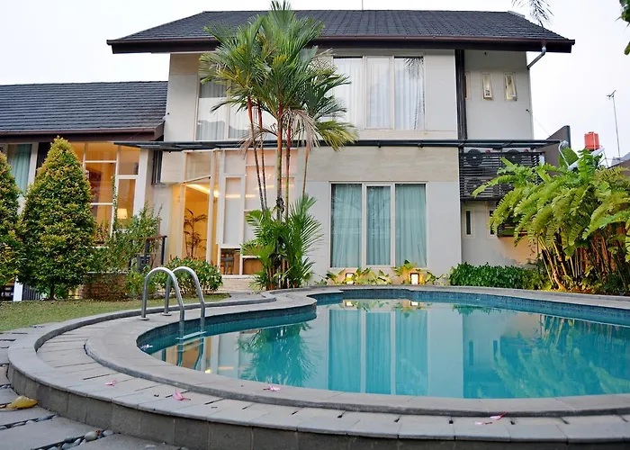W Home Cipete