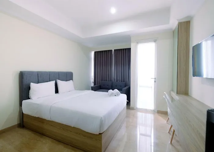 Cozy Studio Menteng Park Apartment By Travelio