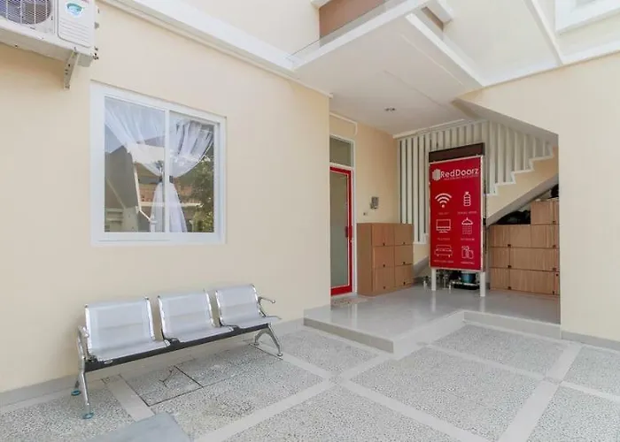 Reddoorz Near Soekarno Hatta Airport