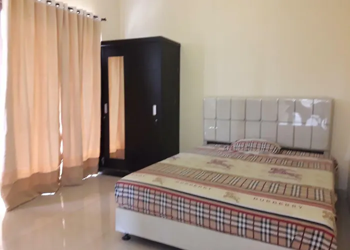 Guest House 647