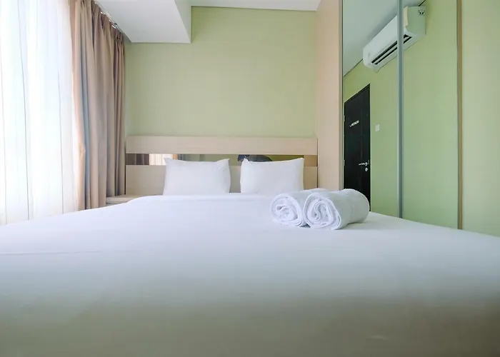 Comfy 2Br Apartment At Nifarro Park Pasar Minggu By Travelio
