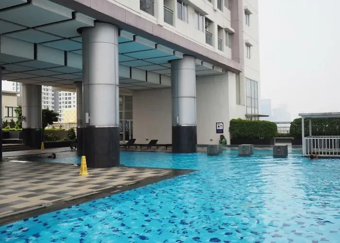Cosmo Terrace At Thamrin City