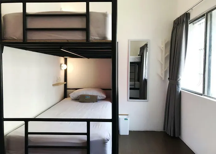 Teduh Hostel Kota Tua