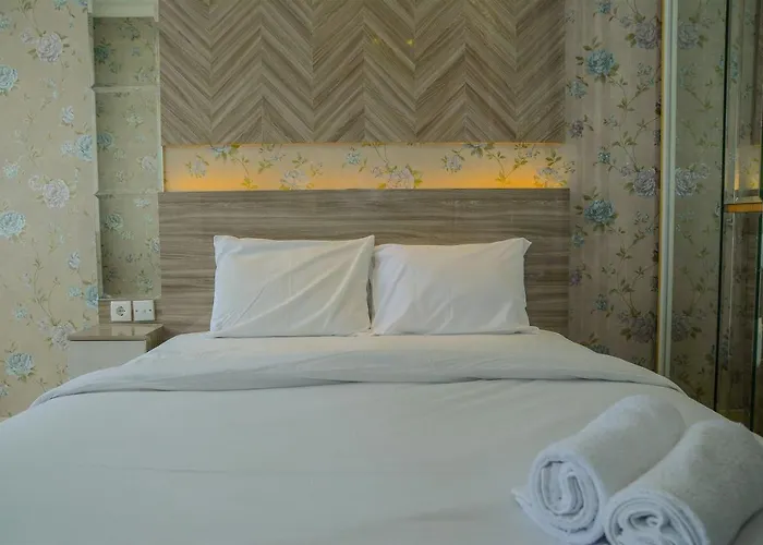 Tranquil Studio Apartment At Menteng Park By Travelio