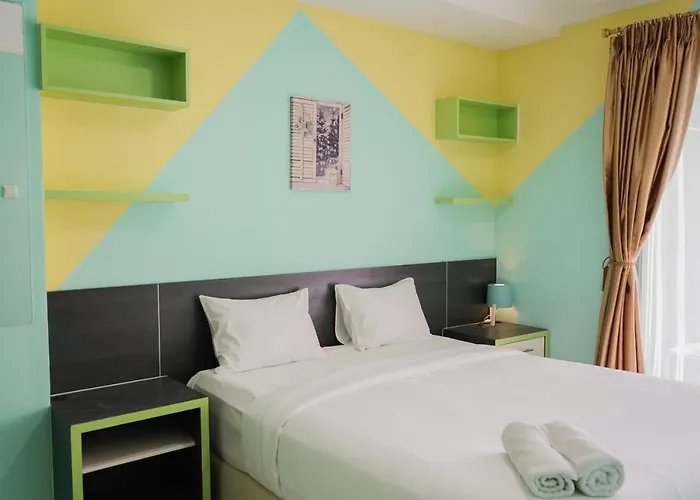 Elegant And Comfy 1Br Green Central City Glodok Apartment By Travelio
