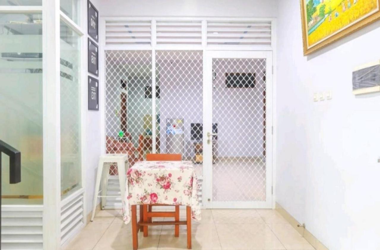 Koolkost Syariah @ Duri Kosambi Hotel Jakarta