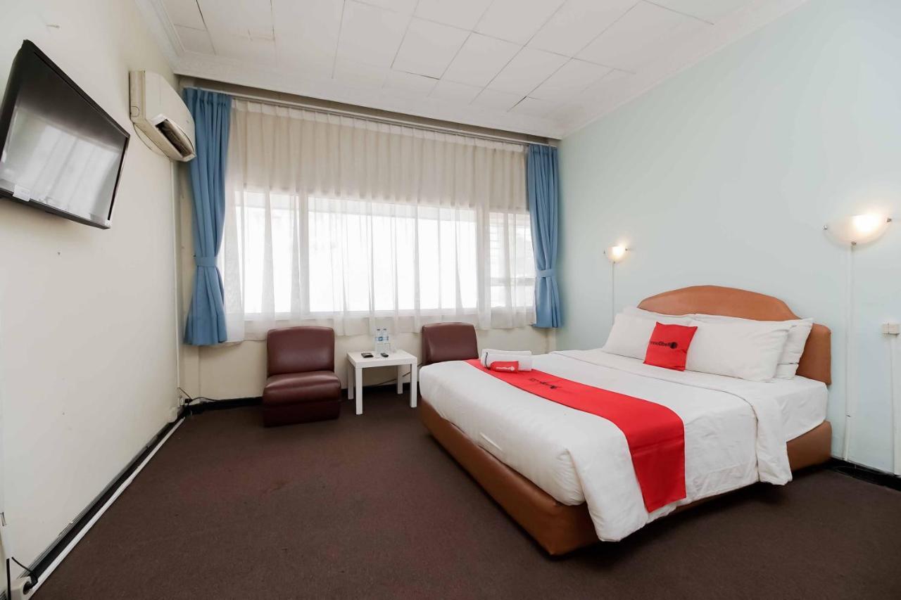 Reddoorz Near Kebayoran Baru Blok S Hotel Jakarta