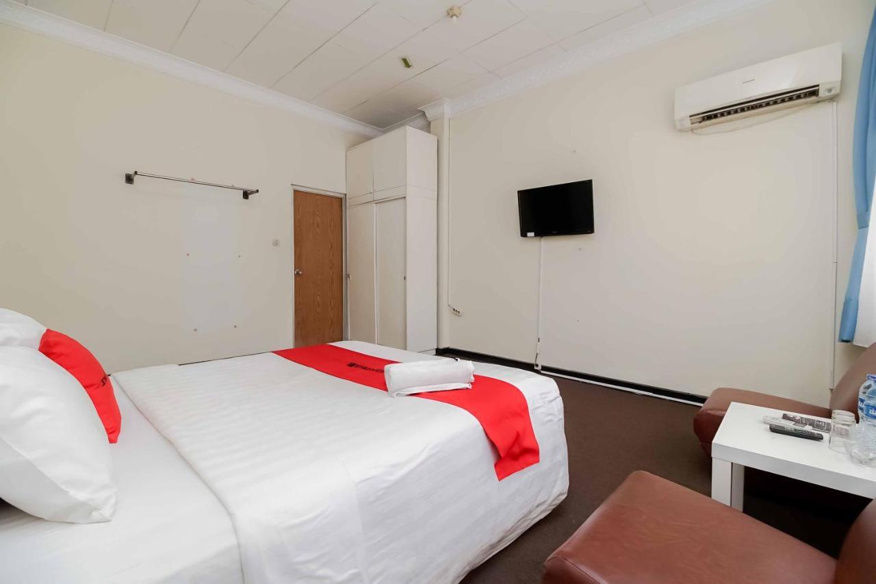 Reddoorz Near Kebayoran Baru Blok S