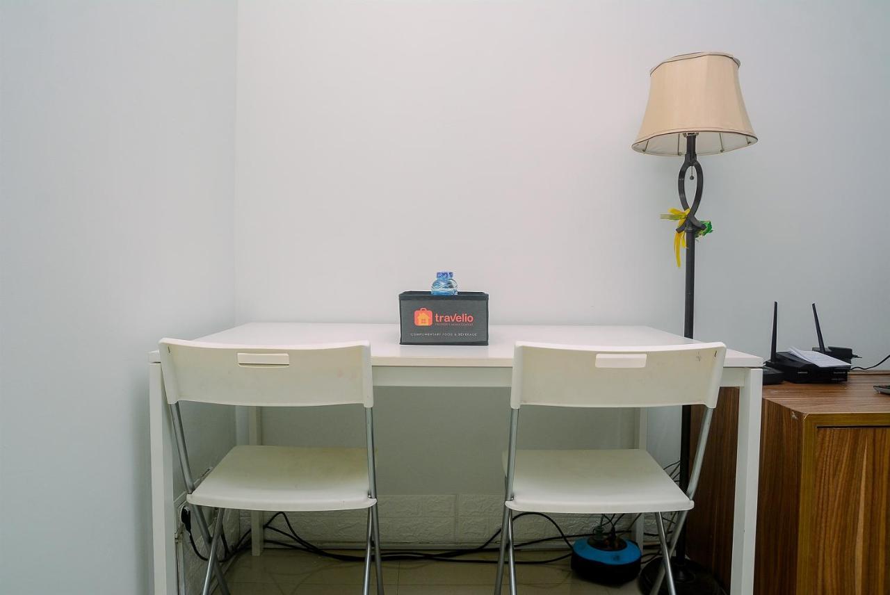 Apartment Minimalist And Strategic 1br At Tamansari Semanggi By Travelio Jakarta