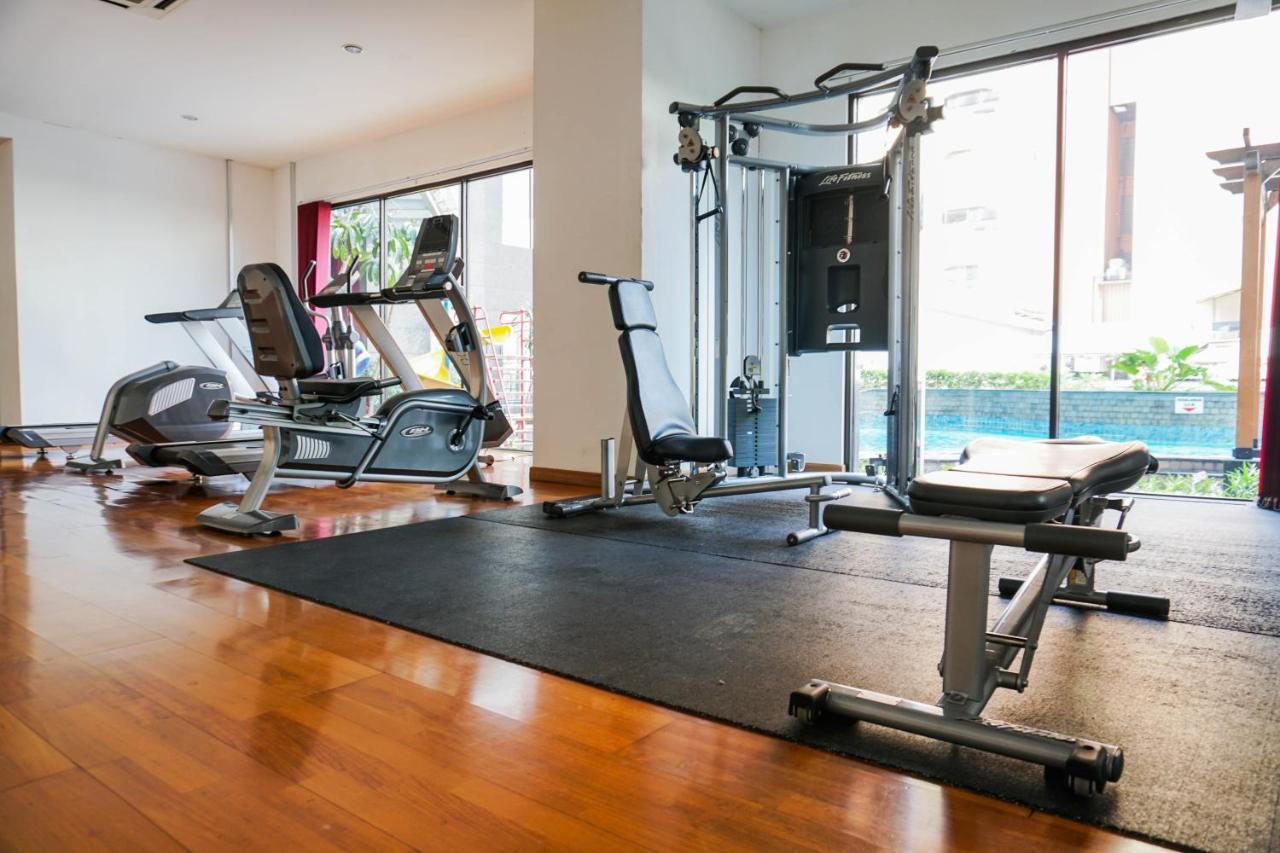 Apartment Minimalist And Strategic 1br At Tamansari Semanggi By Travelio