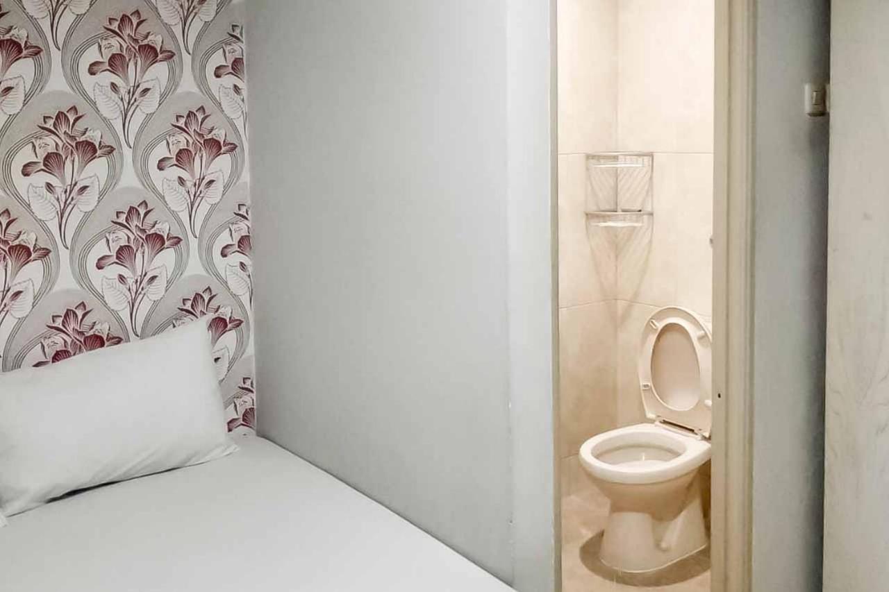 Rumahku Hayam Wuruk Mitra Reddoorz Guest house 2*