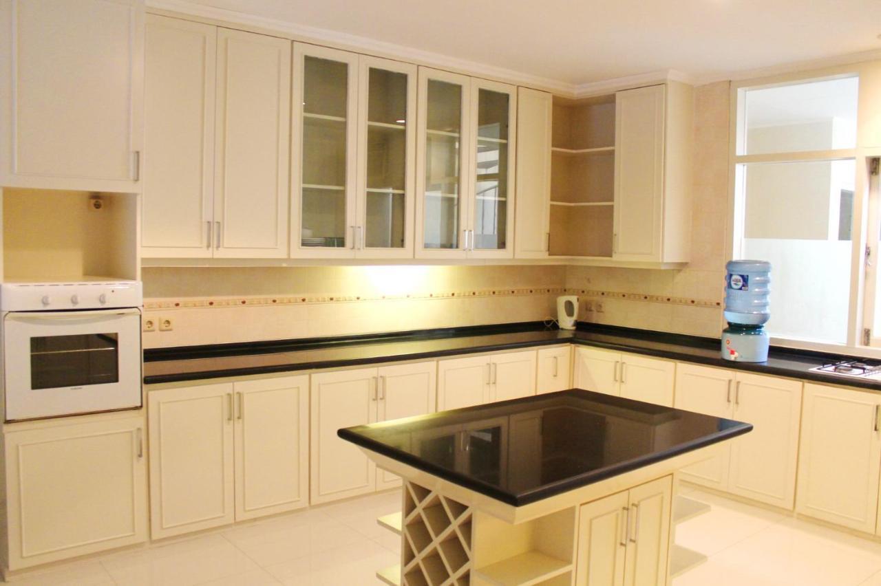 Kemang Utara Creative Villas Villa *