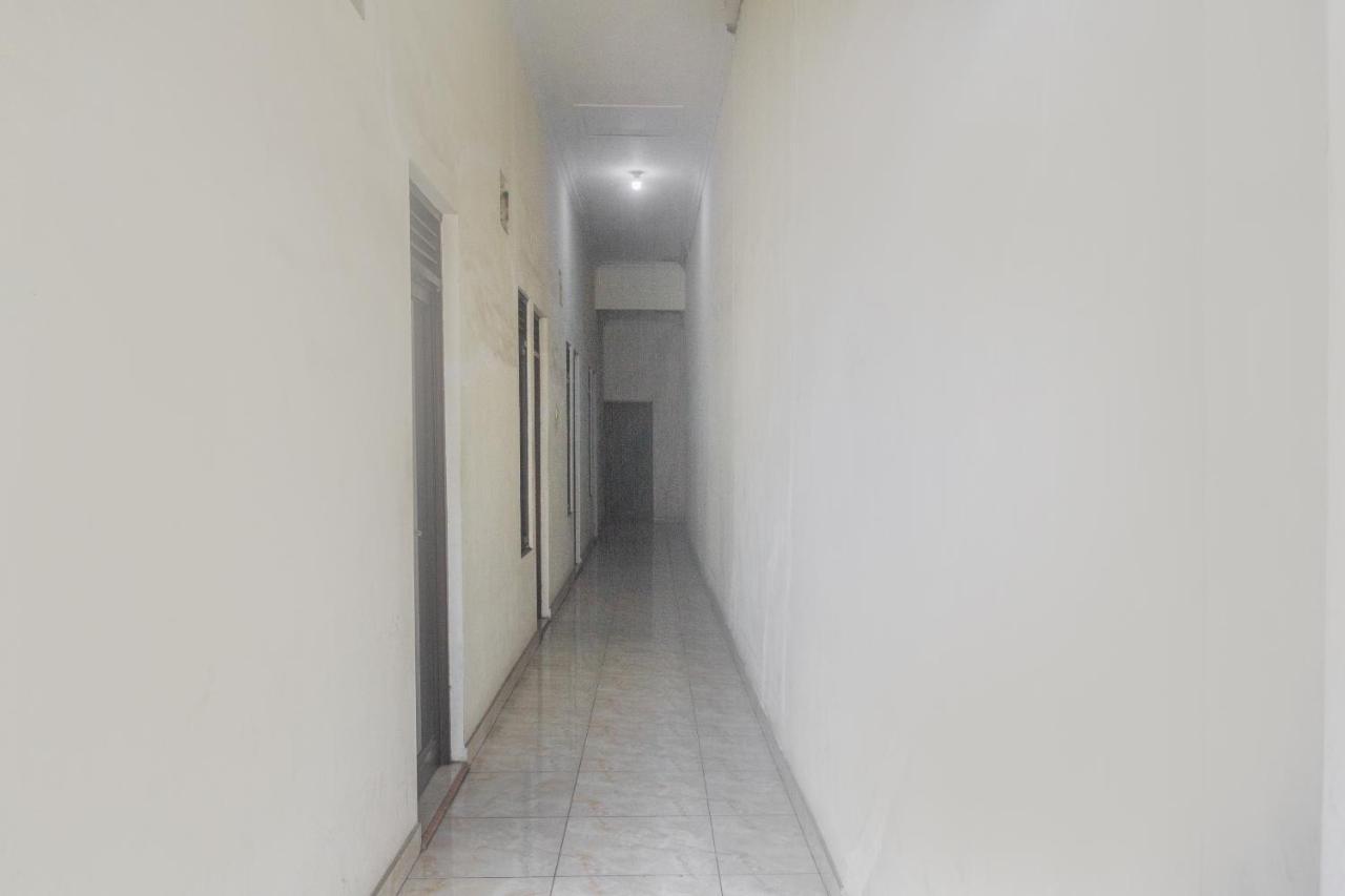 Spot On 3155 Banyu Biru Syariah Hotel Jakarta
