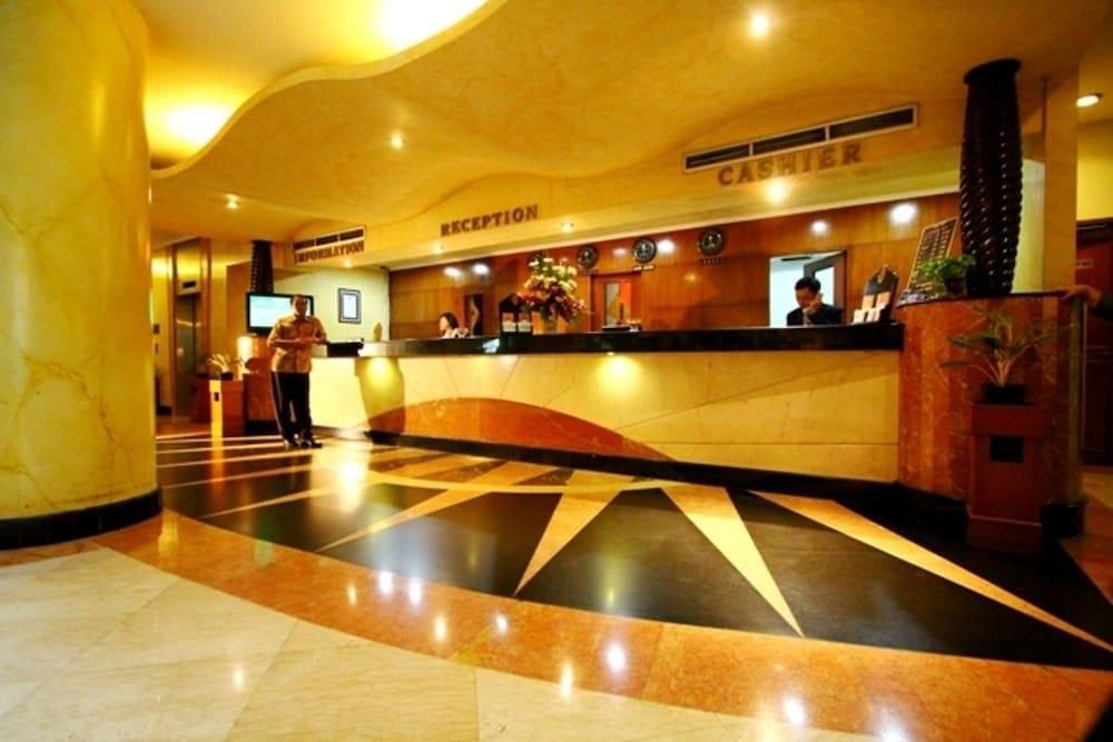 Sentral Hotel