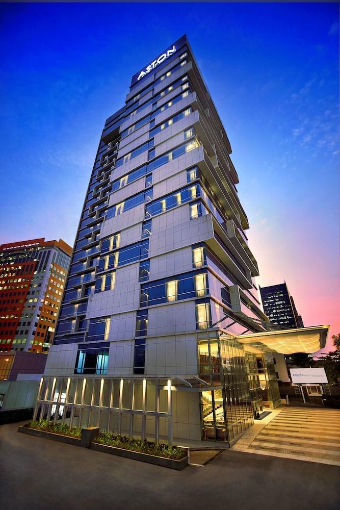 Aston Priority Simatupang And Conference Center 4*