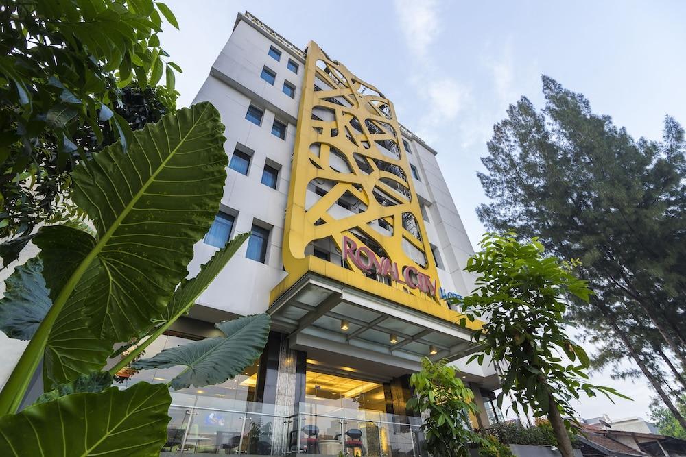 Hotel Royal Tomang