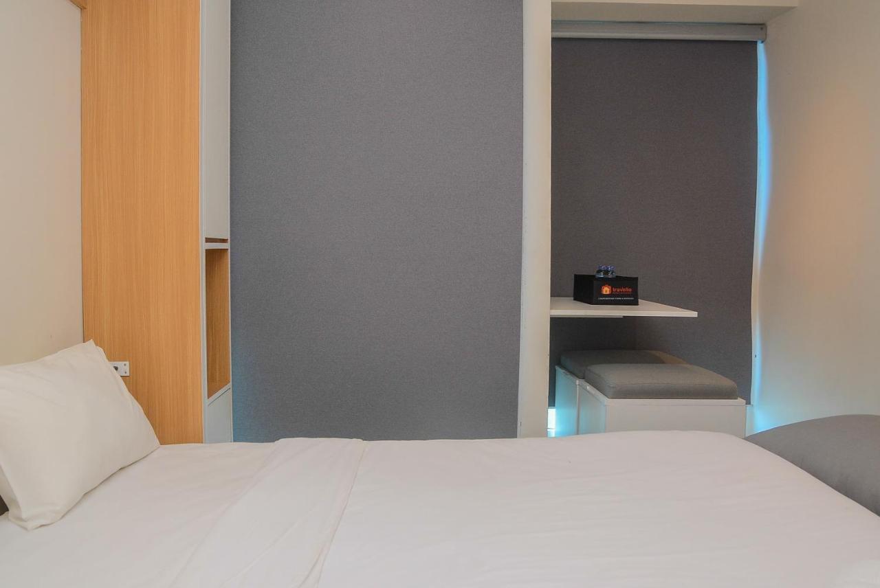 With Bed Tifolia By Travelio * Jakarta