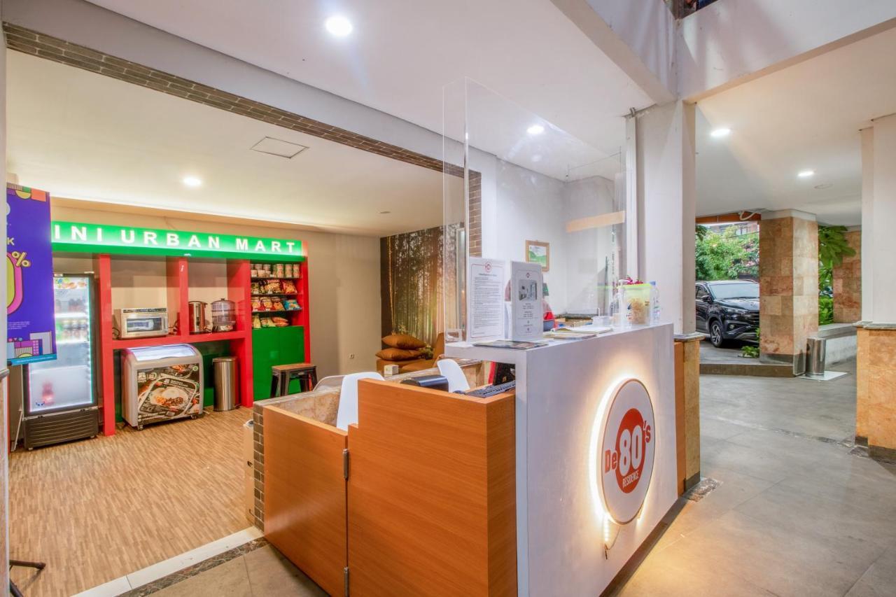 Guest house De 80's Genteng Ijo 2*
