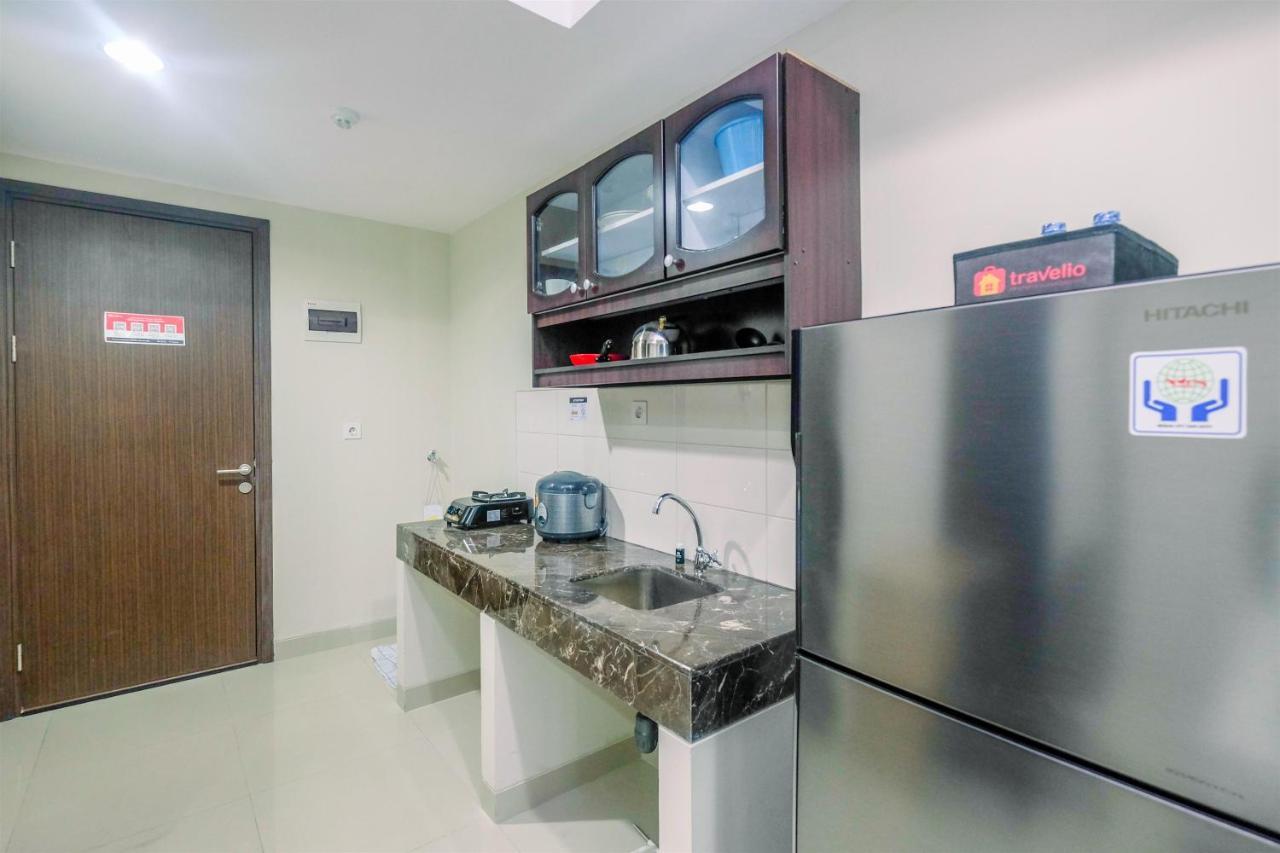 Apartment Cozy With Minimalist Style Nine By Travelio Jakarta