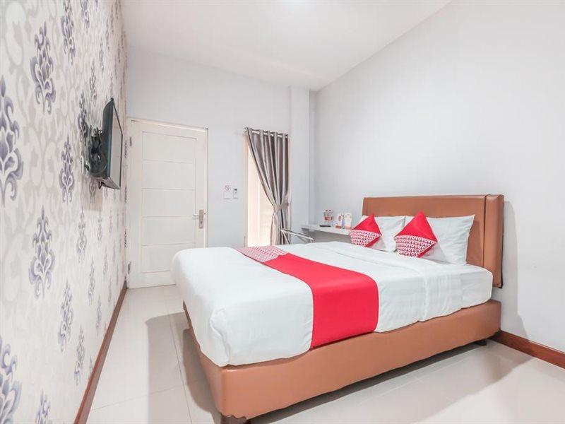 Oyo 1555 Unik Syariah Hotel Jakarta