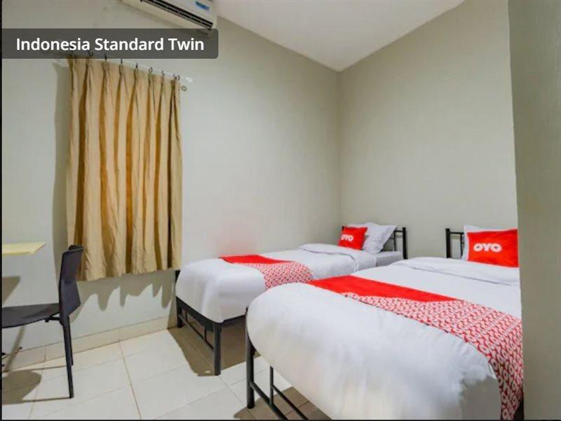 Oyo 2416 Griya Otista Syariah Hotel