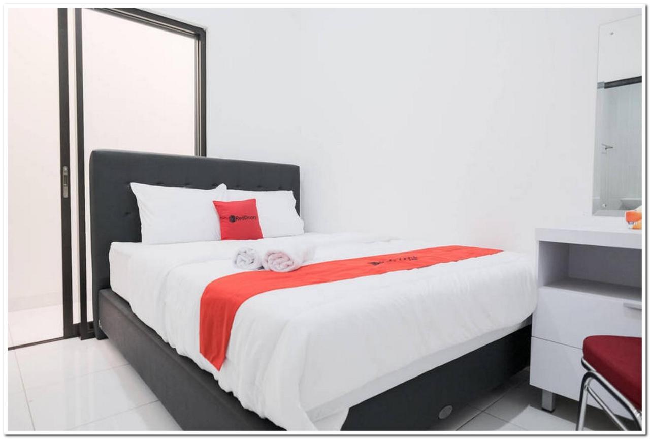 Reddoorz Near Kota Tua 2 Hotel 2*