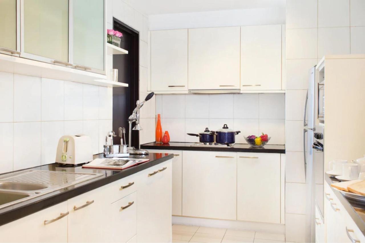 Apartment Two Bedroom Executive Apartment, Somerset Berlian