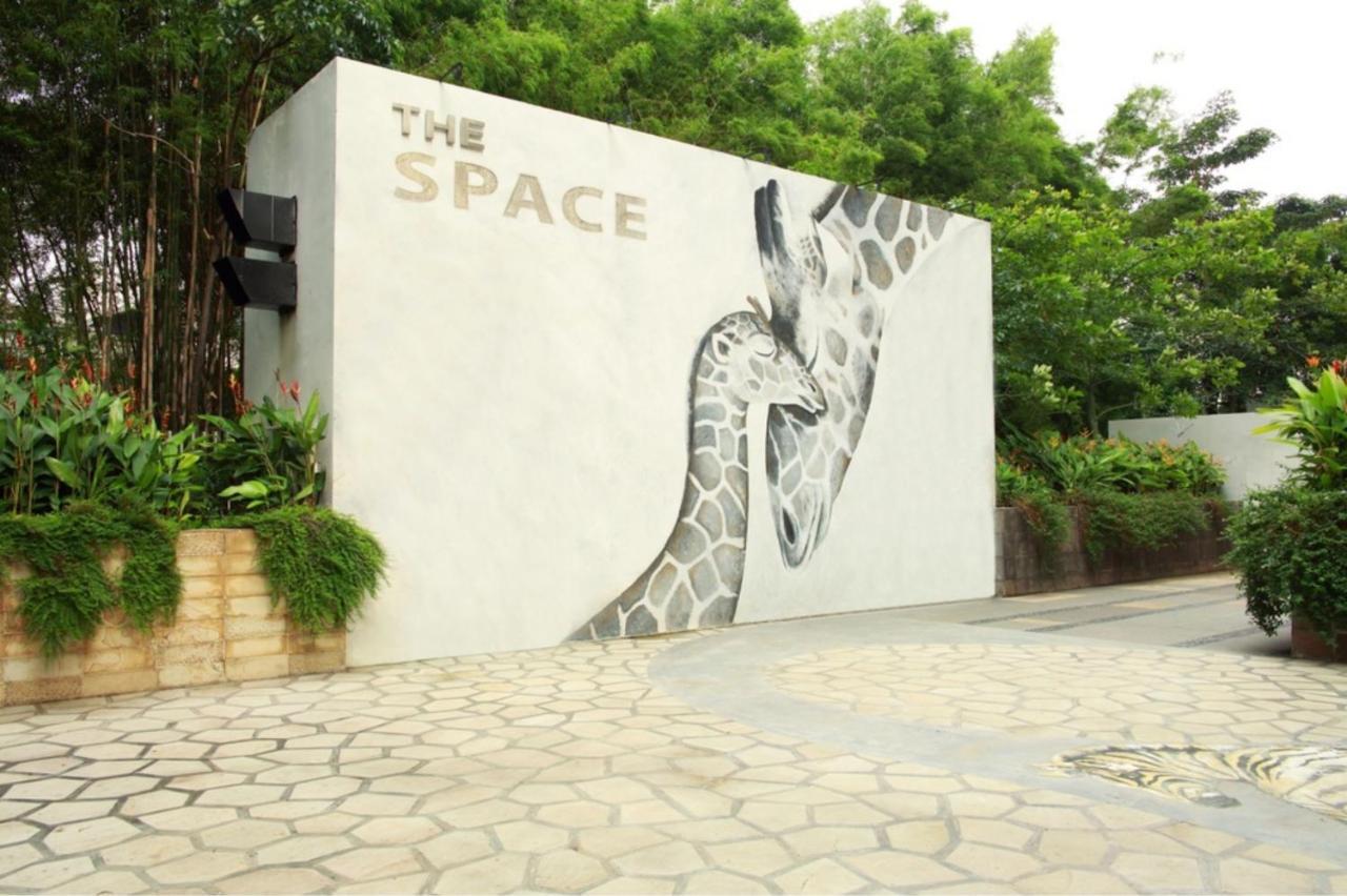 Apartment Two Bedroom Executive Apartment, Somerset Berlian
