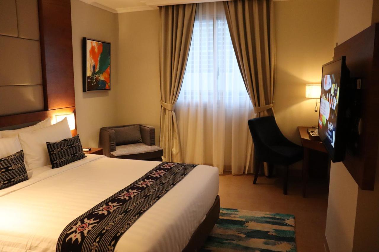Sotis Kemang, Jakarta