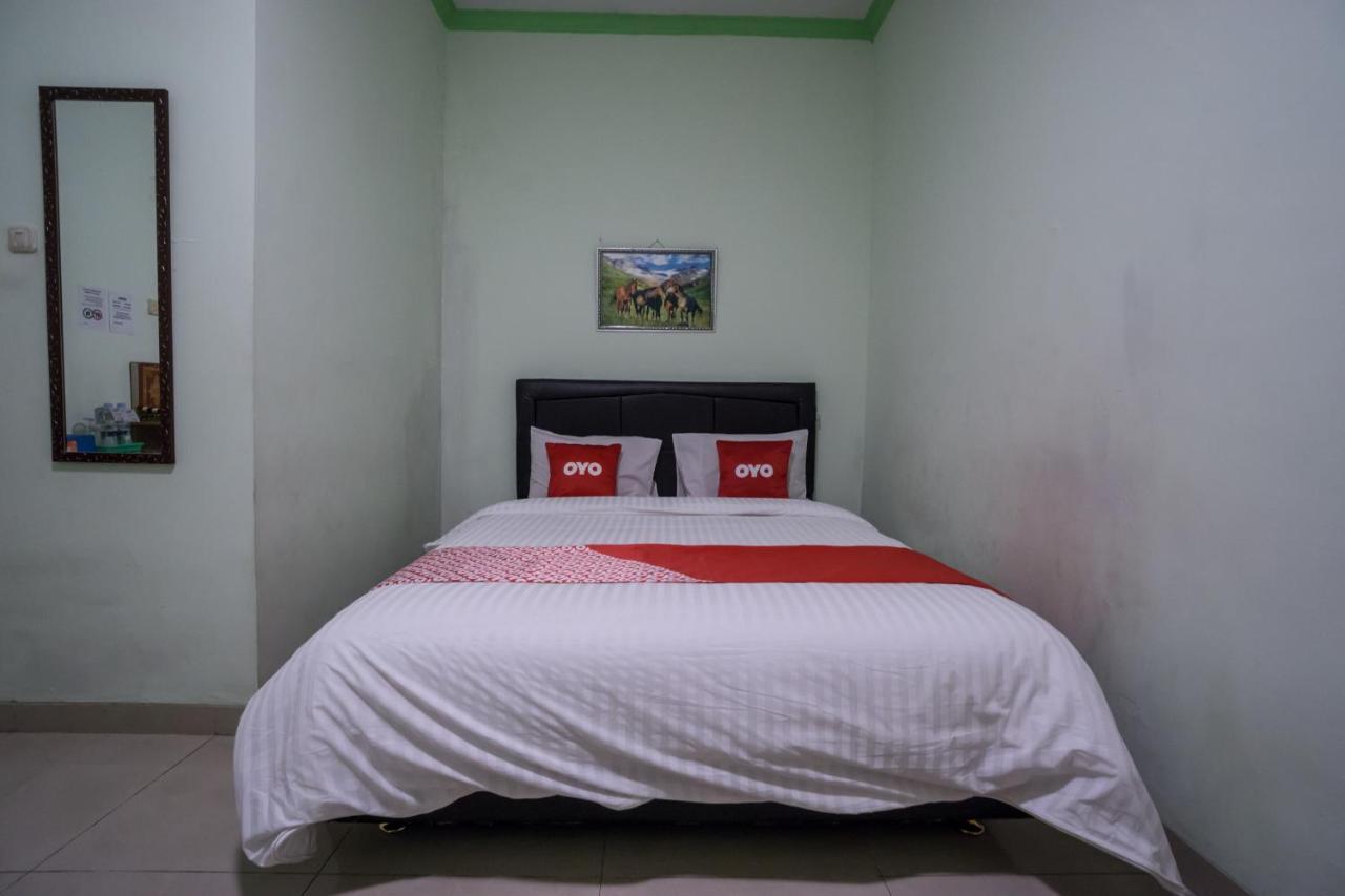 Oyo 1798 37 Syariah 2* Jakarta
