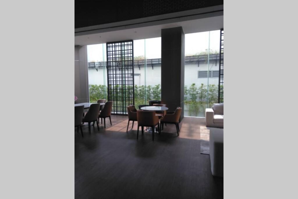508 Capitol Suites 2br, 2bathroom, 4-7people Apartamento Jacarta