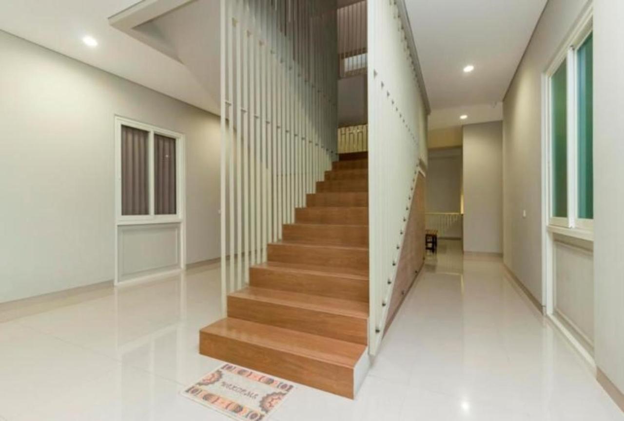 899 Patal Senayan 5* Jakarta