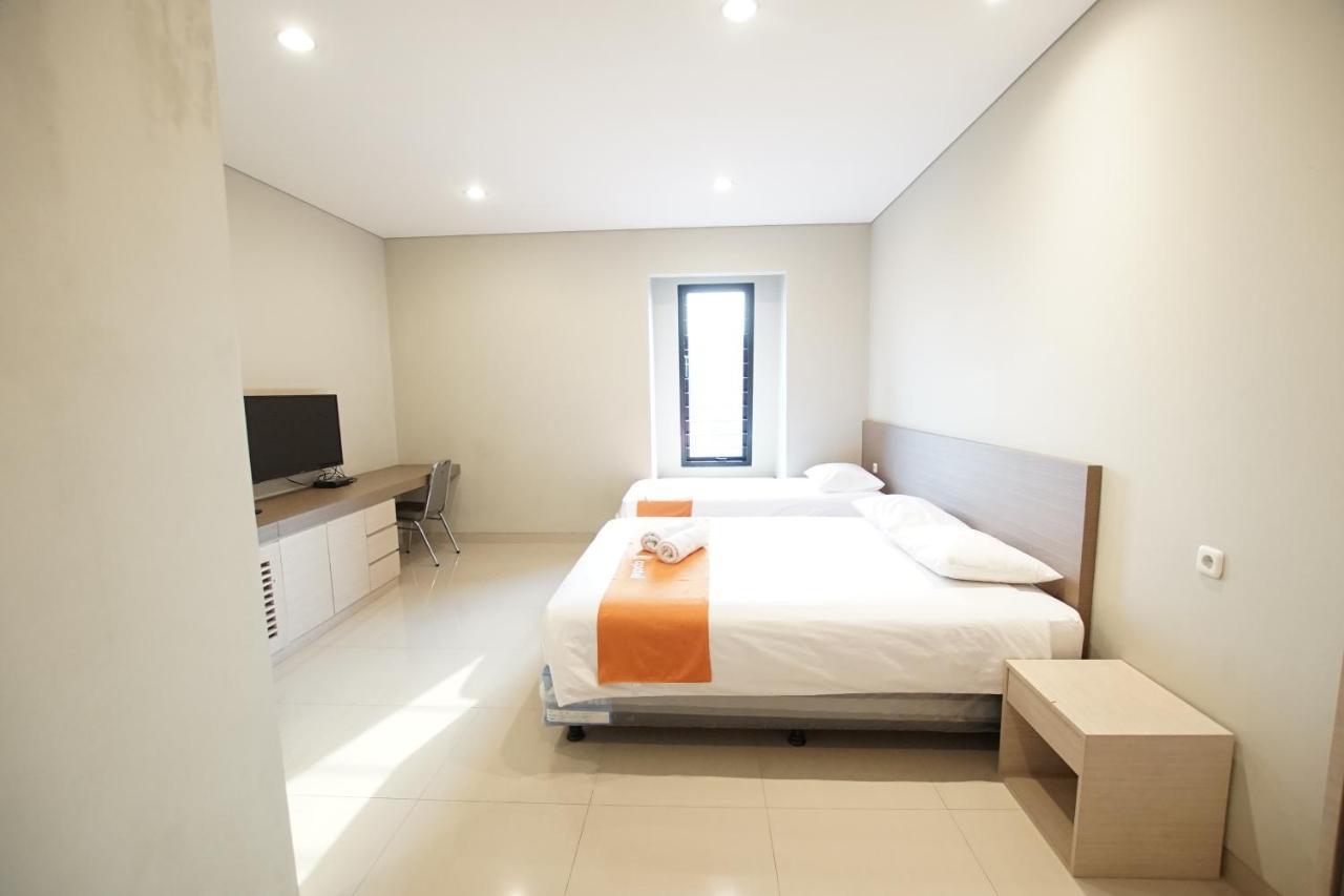 899 Patal Senayan Guest house 5*