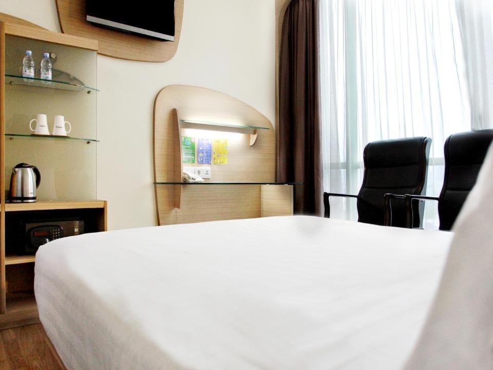 Business Tomang Hotel Jakarta