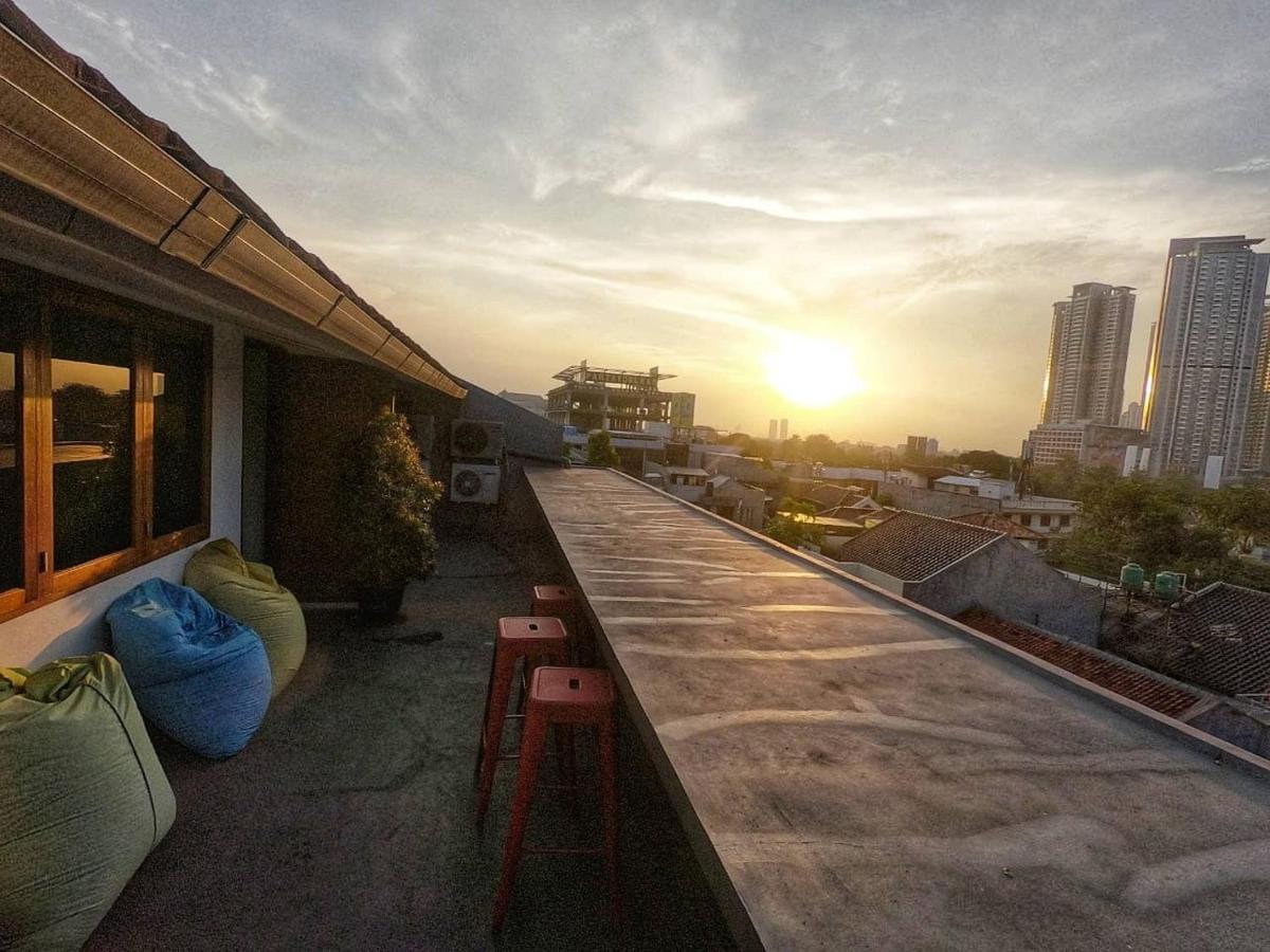 Hostel B30 *
