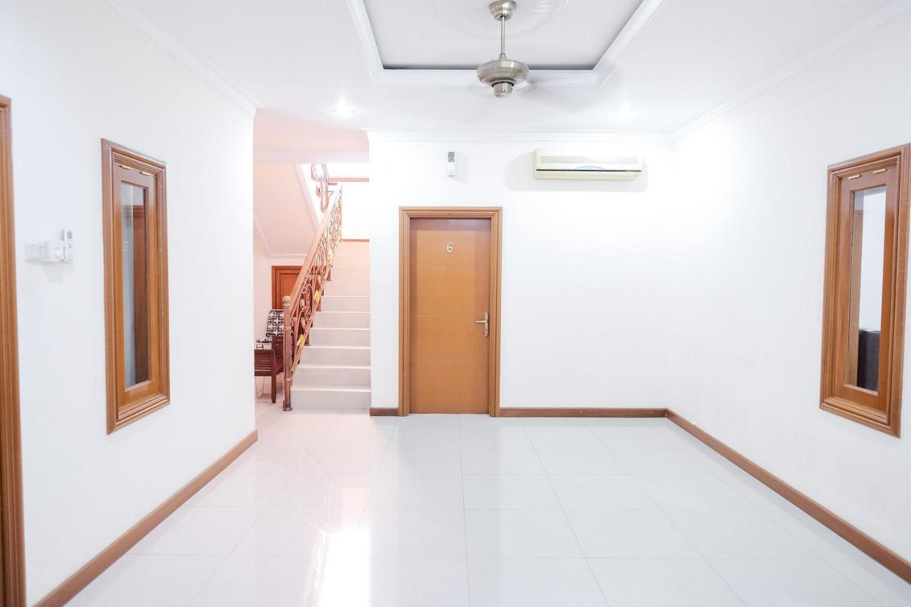 Hotel Delapan Redpartner 2*