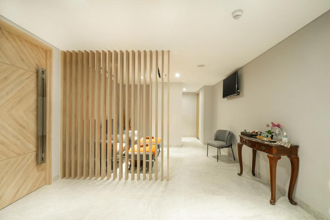 Hotel Harris Puri Mansion