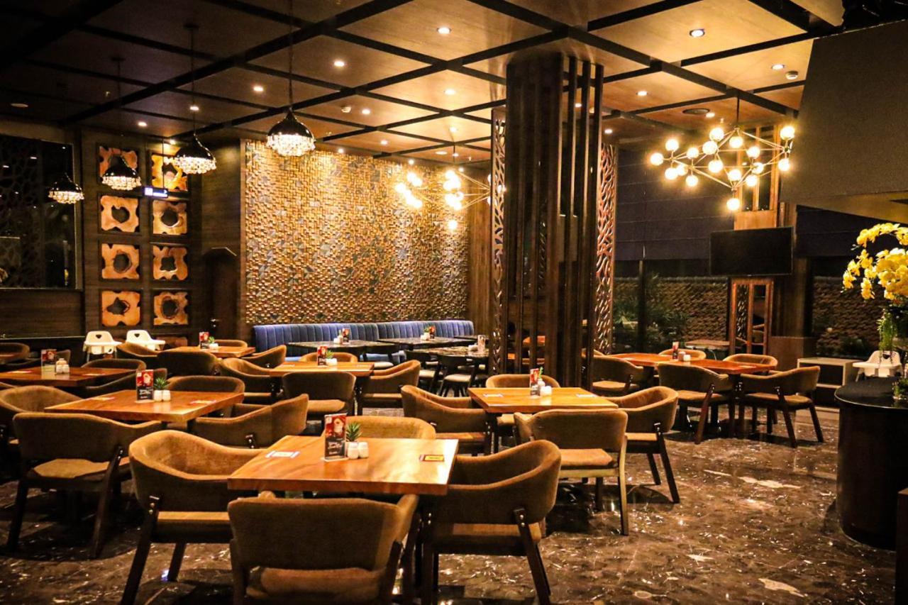 Hotel Sotis Kemang, 4*