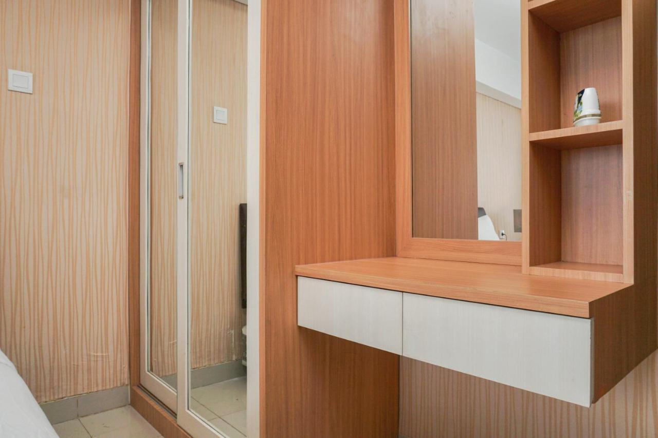 Elegant And Relaxing H By Travelio Jakarta