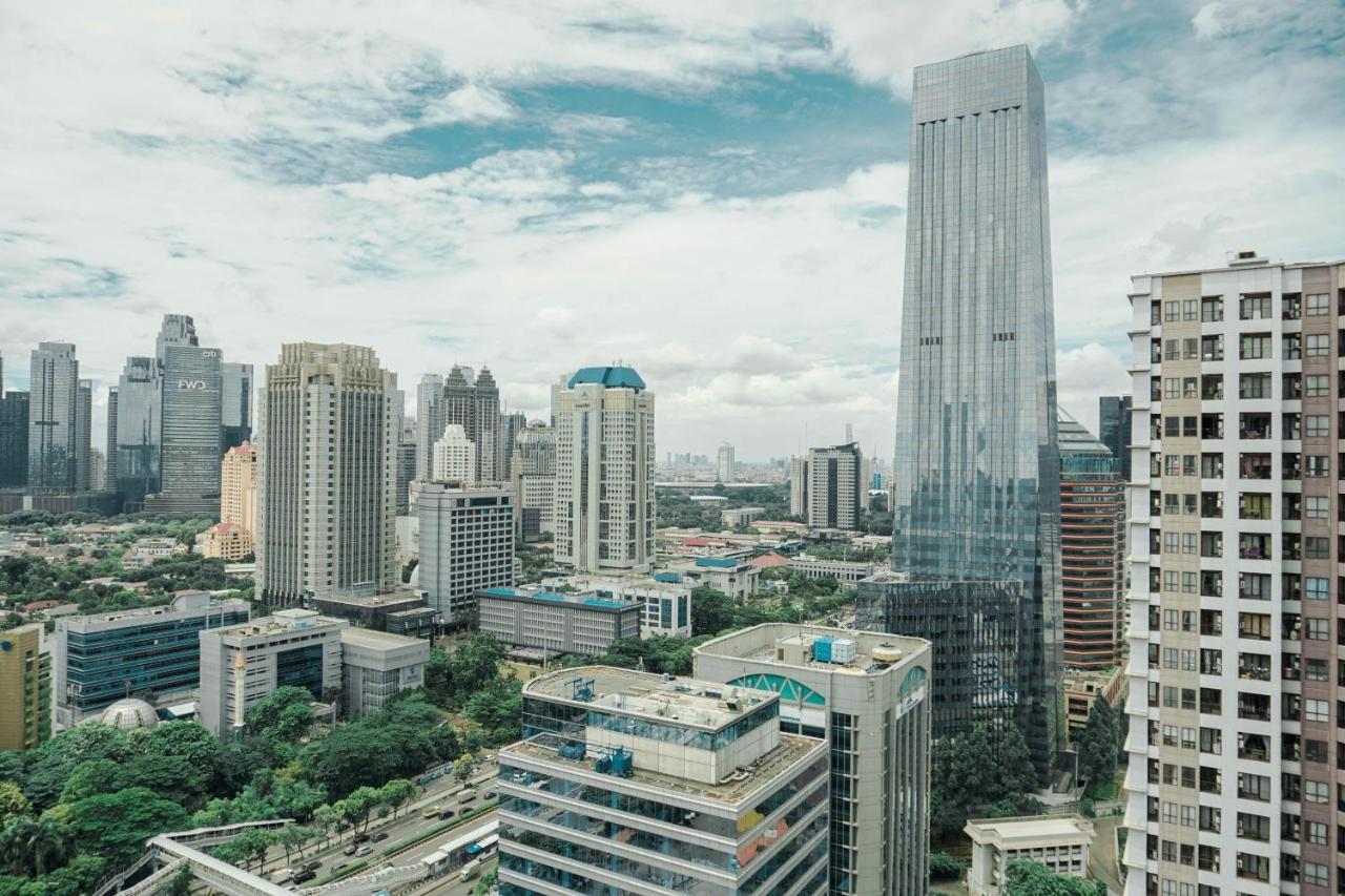 Modern Style 2br At Tamansari Semanggi By Travelio