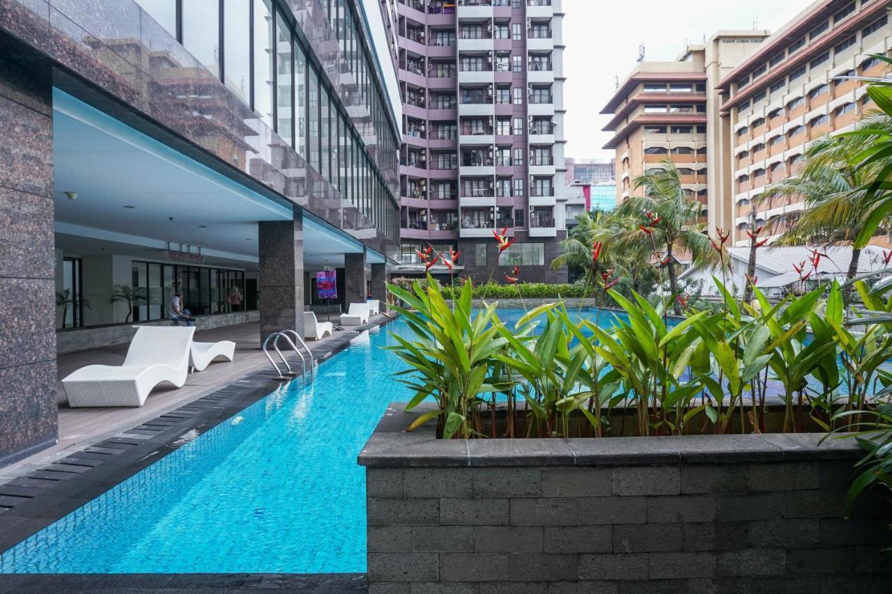 Modern Style 2br At Tamansari Semanggi By Travelio