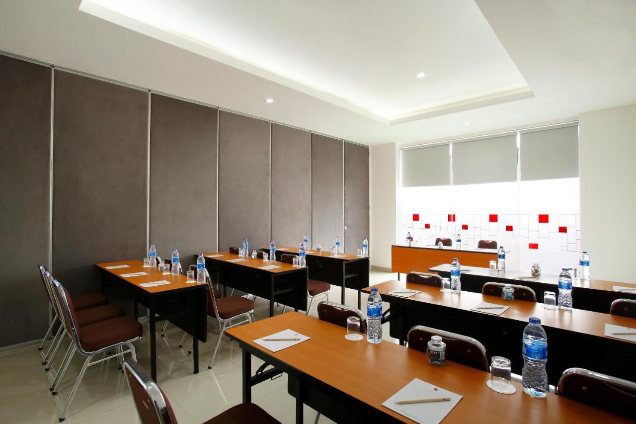 Amaris Tebet Hotel 2*